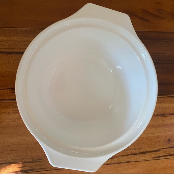 Mikasa Fire & Ice BALI HAI AA002 2 Qt. Round Casserole. Condition is Used. - Picture 3 of 4